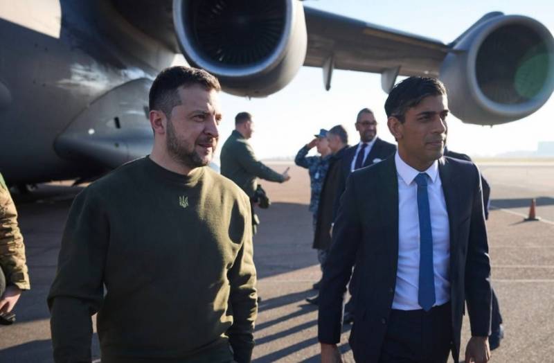 Самолет с президентом Украины Зеленским на борту приземлился в Лондоне