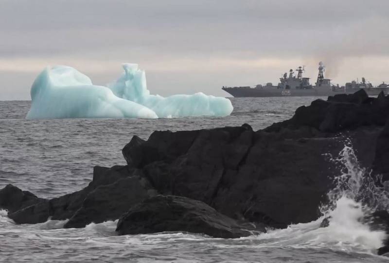 Адмиралы ВМС США сочли наращивание военного присутствия России в Арктике серьезным вызовом