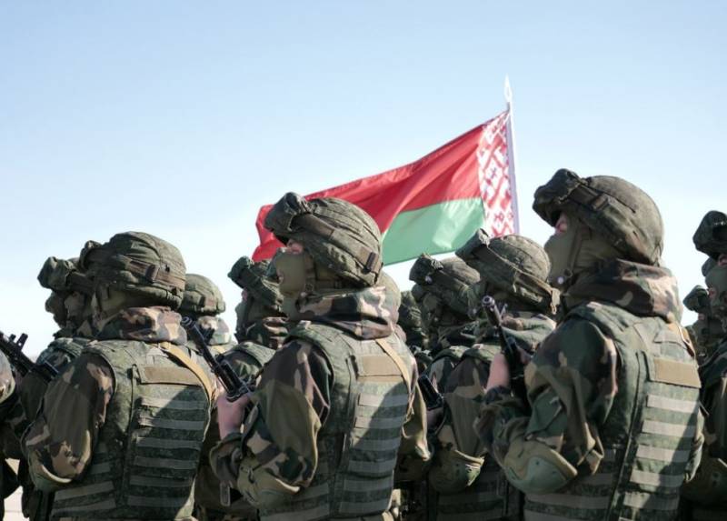 Министр обороны Белоруссии назвал примерную численность создаваемого в стране народного ополчения