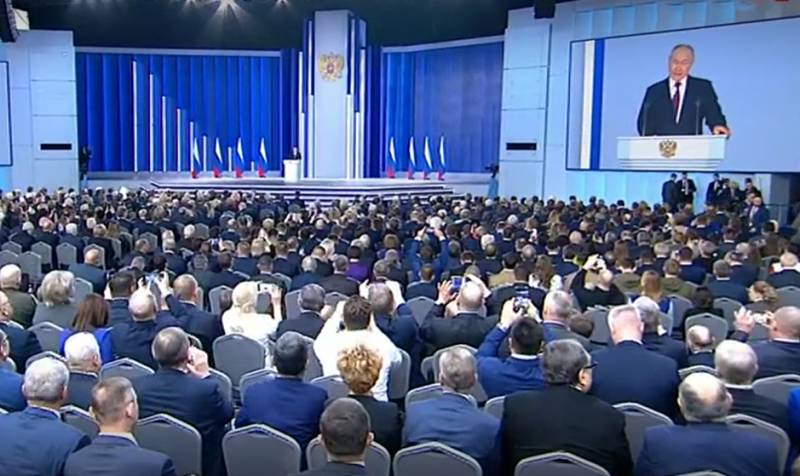 Президент: Чем более дальнобойные ракеты будут поступать на Украину, тем дальше мы будем отодвигать угрозу от наших границ