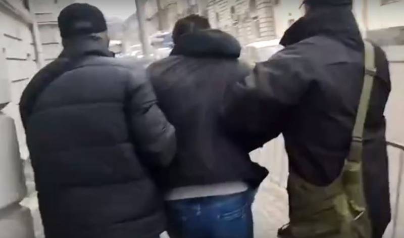 В Севастополе задержаны два агента СБУ, передававшие в Киев сведения о российских военных объектах