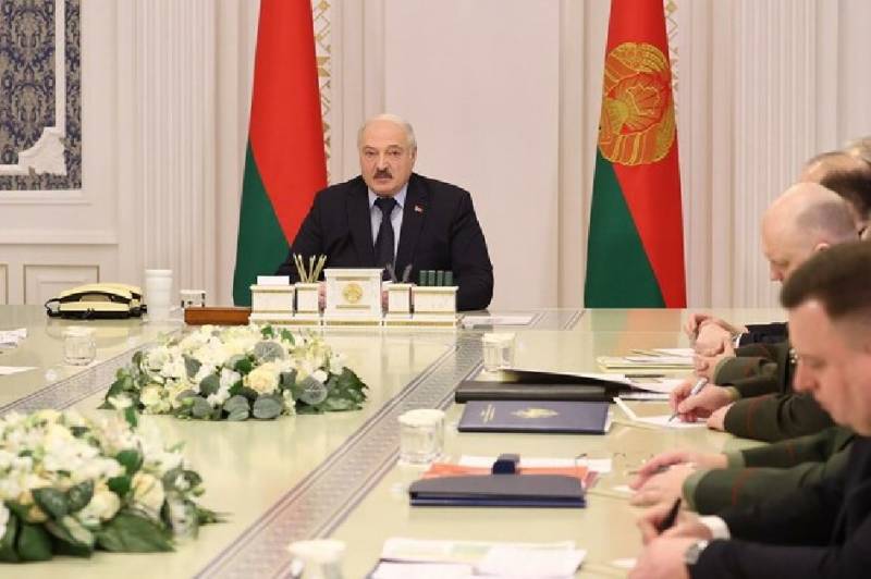 Лукашенко: наступил уникальный момент для остановки конфликта на Украине