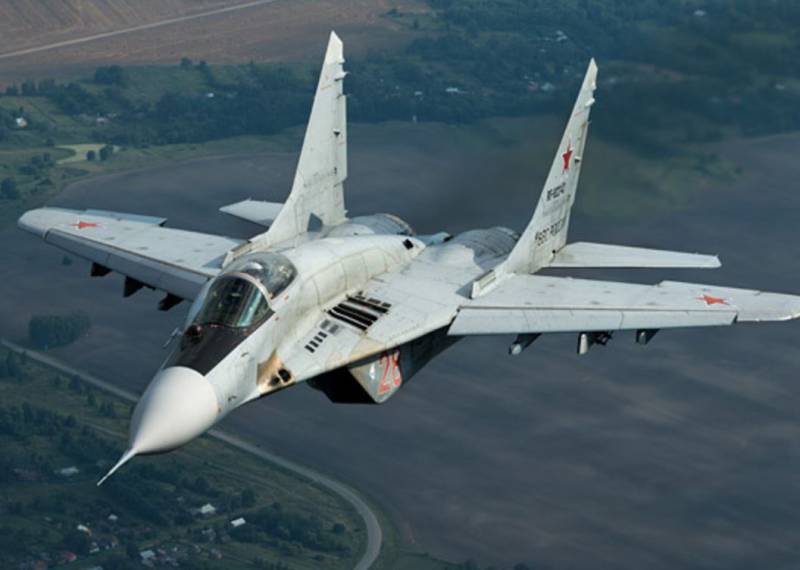 Минобороны РФ объяснило ограничения полетов над Санкт-Петербургом военными учениями