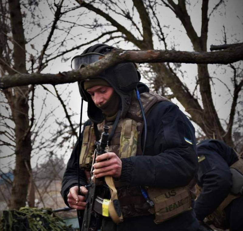 Киевский режим бросает к Артёмовску свои наиболее боеспособные подразделения в надежде сохранить контроль над городом