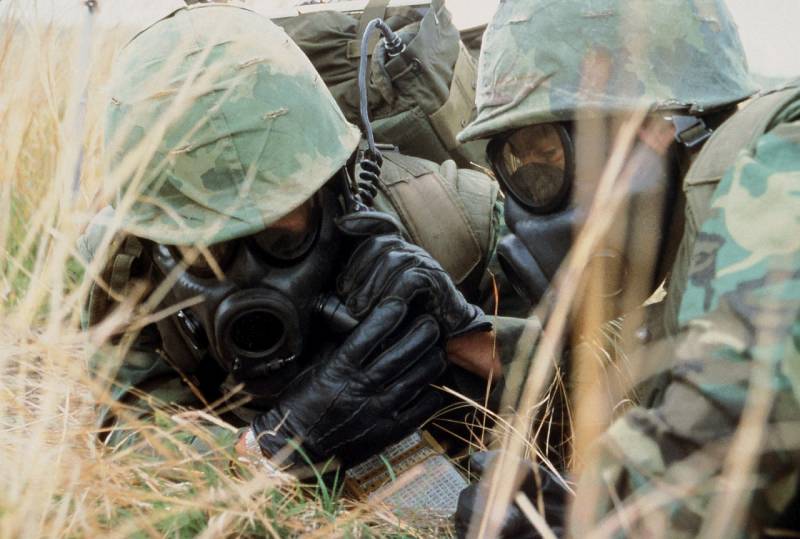 Отставной подполковник НМ ЛНР: Боевики ВСУ сбрасывают с беспилотников на российских военнослужащих кустарные химические боеприпасы