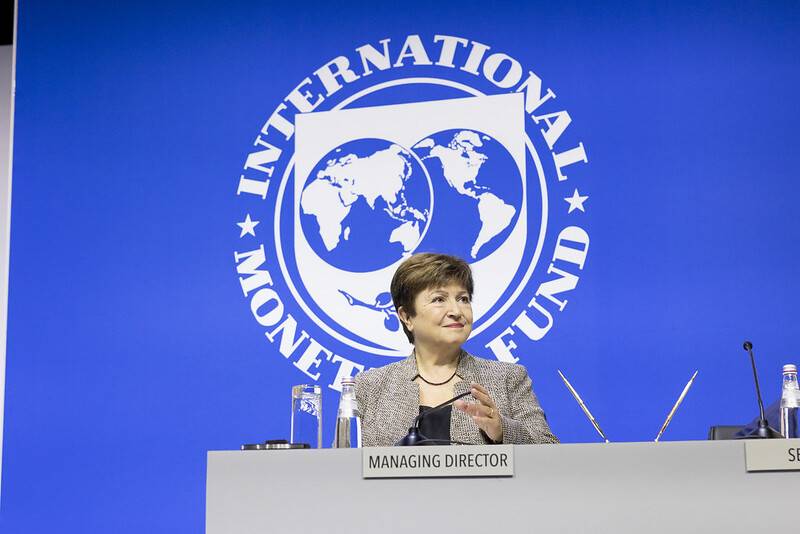 Киевские власти планируют переговоры с МВФ о многомиллиардном кредите