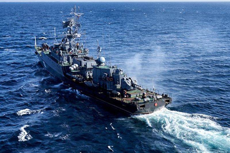 На готовящемся к утилизации малом противолодочном корабле ЧФ России произошёл пожар