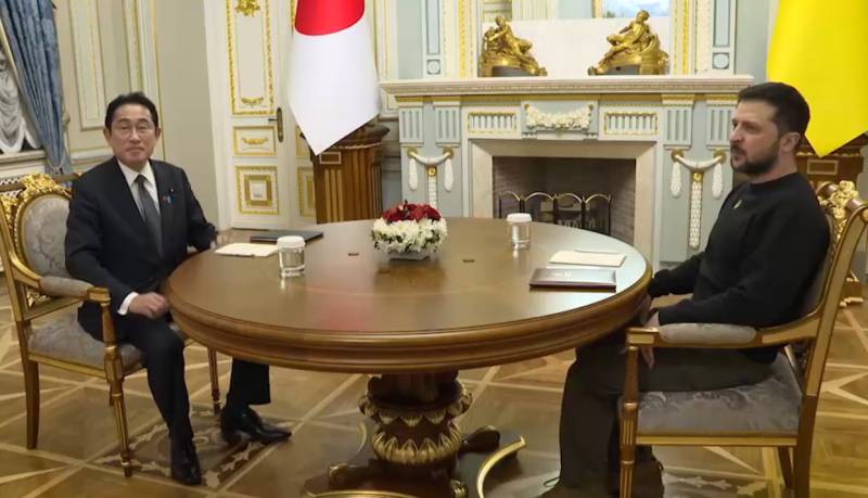 Японский премьер в Киеве заявил, что у Японии, как и у Украины, есть свои территориальные претензии к России