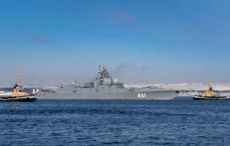 Находившийся более года в дальнем походе фрегат «Адмирал Касатонов» вернулся в Североморск