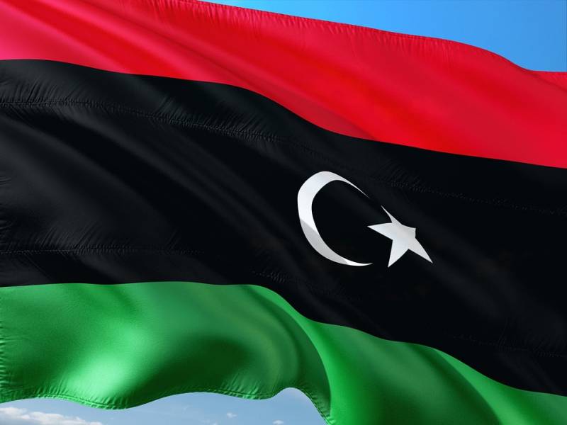 Главком Ливийской национальной армии прибыл в Триполи для участия в заседании объединенного военного комитета по прекращению гражданской войны