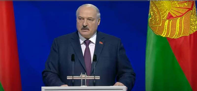 Лукашенко в послании народу: Я не держусь за власть, и мои дети не будут президентами