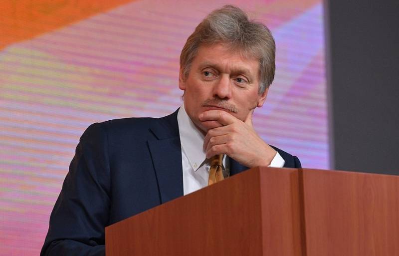 В Кремле назвали абсурдным призыв выслать из США всех российских журналистов