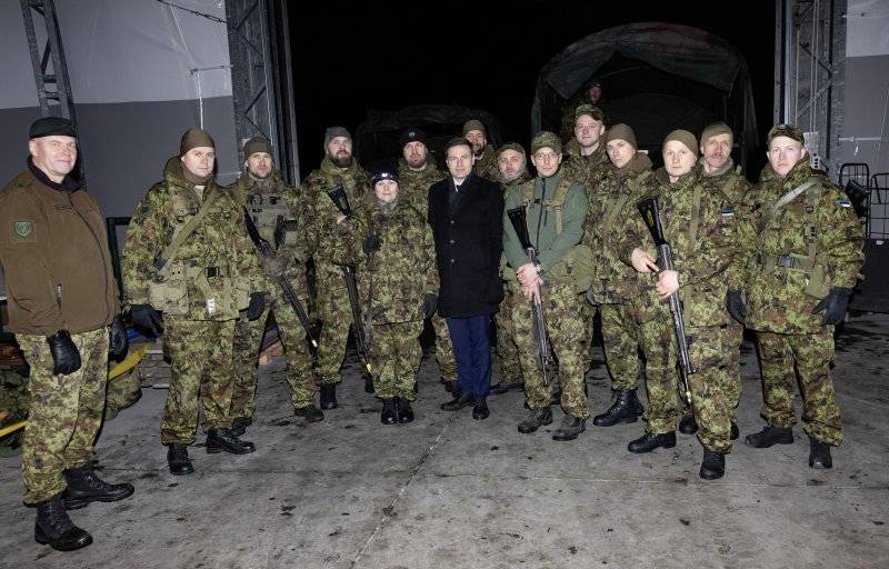 Министр обороны Эстонии предложил увеличить Силы обороны страны военного времени