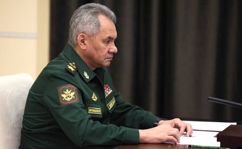 Министр обороны России: Два украинских морских дрона уничтожили в Крыму военнослужащие-девушки