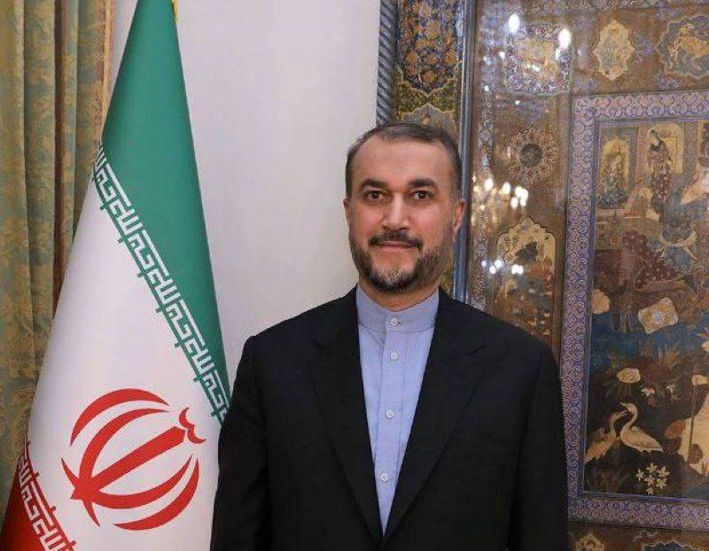 Глава МИД Ирана сообщил о достижении предварительных договоренностей об обмене заключенными с США