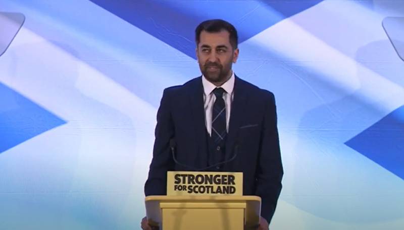 Ставший премьером Шотландии сын выходцев из Пакистана заявил, что активизирует борьбу за шотландскую независимость