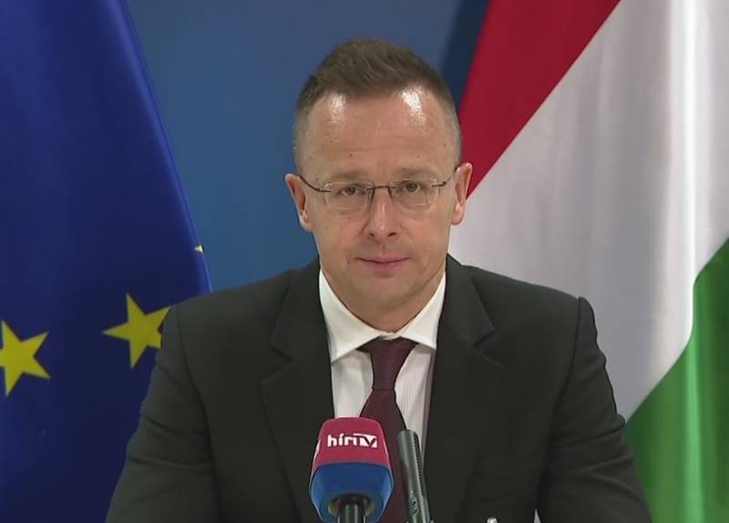 Глава МИД Венгрии: Будапешт не поддержит интеграцию Украины в ЕС и НАТО, если нарушения прав венгерского меньшинства не прекратятся
