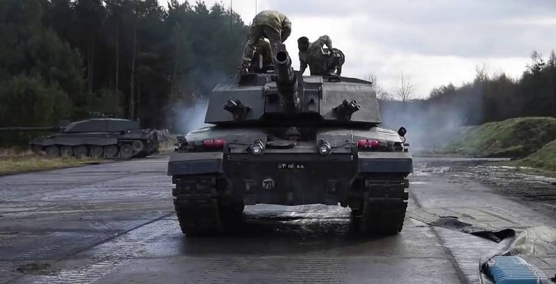 Министр обороны Великобритании: ВСУ предстоит длительная подготовка перед использованием танков Challenger 2 в бою