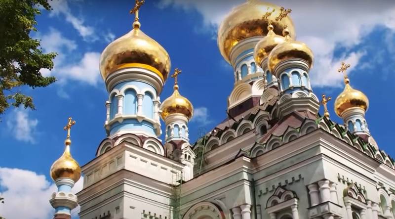 Хмельницкий облсовет принял решение запретить деятельность Украинской православной церкви на территории области