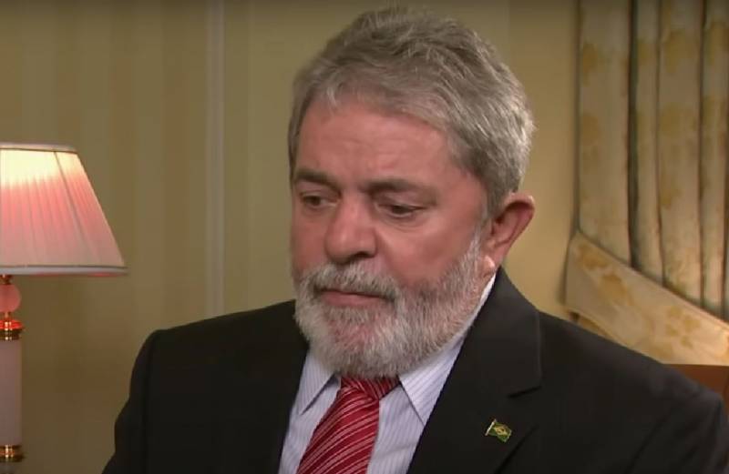 Президент Бразилии: НАТО не должна иметь возможность разместиться у границ России