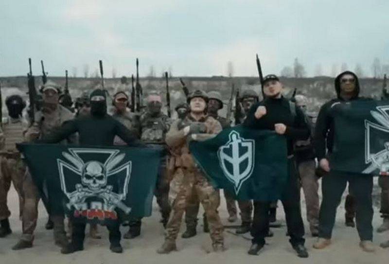 В Киеве приняли решение объединить боевиков из «Русского добровольческого корпуса» с польскими наёмниками