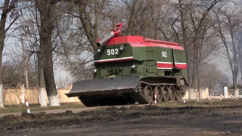 ГПМ-54 в ходе тушения пожара на арсенале в Балаклее (Харьковская область) в 2017 году