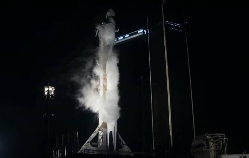 Среди выводимых компанией SpaceX на орбиту спутников - аппараты для отслеживания гиперзвуковых ракет