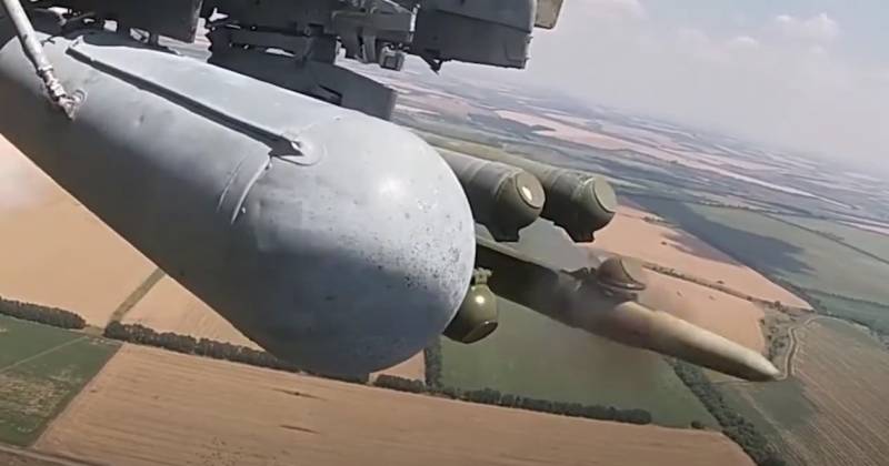 «Способна пробить броню любого западного танка»: в зарубежной прессе оценили применение ракеты «Вихрь» против ВСУ