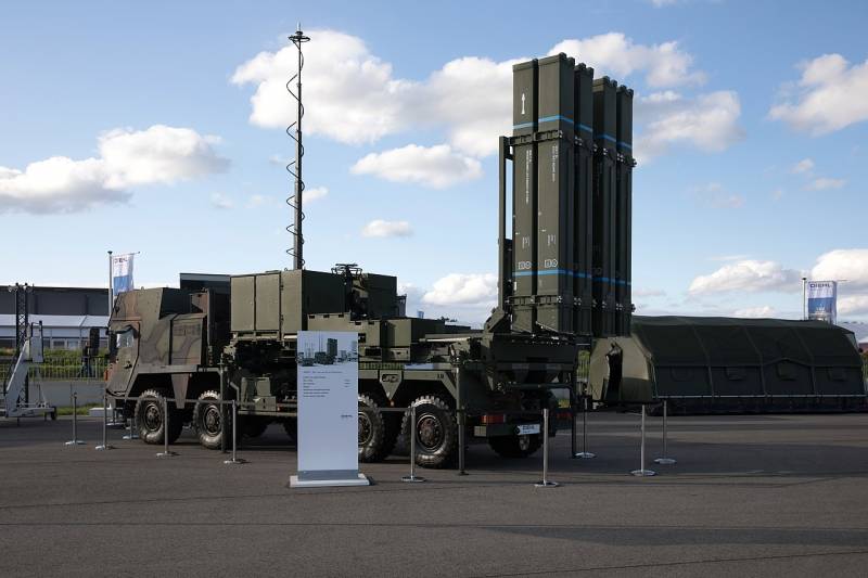 Немецкий военный обозреватель: Украина потеряла переданную ФРГ дорогостоящую систему ПВО из-за «серии ошибок»