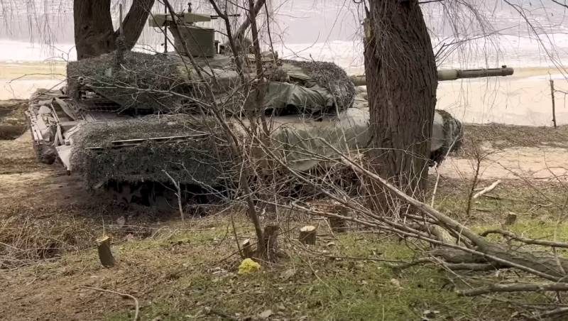 Т-90: «последняя ступень» перед массовым серийным производством Т-14 «Армата»